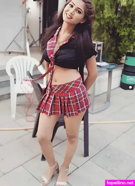 Hiral Radadiya OnlyFans Thumbnail #wLHKjQoltV