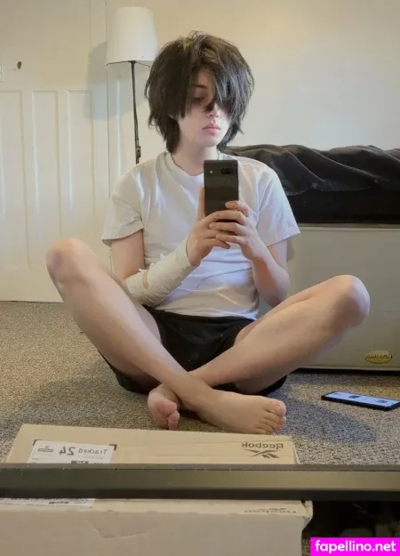 Hiroloto OnlyFans Thumbnail #9uEE40ZYrv