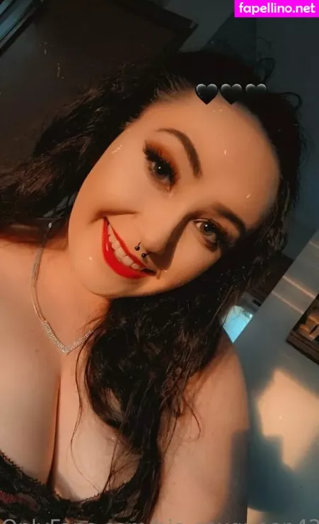 His Sexqueen4200 OnlyFans Thumbnail #OwdRyGeI8l