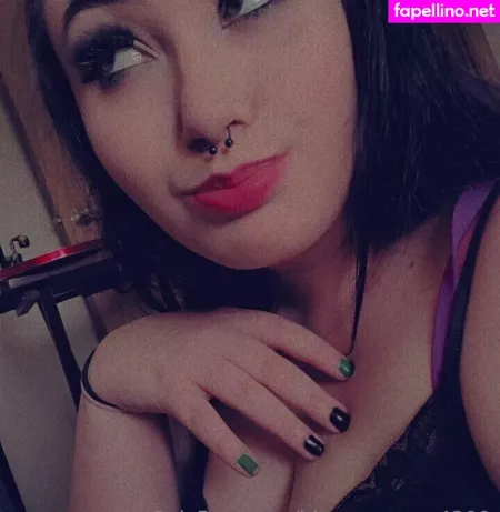 His Sexqueen4200 OnlyFans Thumbnail #XoNoArMV3J