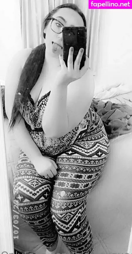 His Sexqueen4200 OnlyFans Thumbnail #o1vtRd8hfL