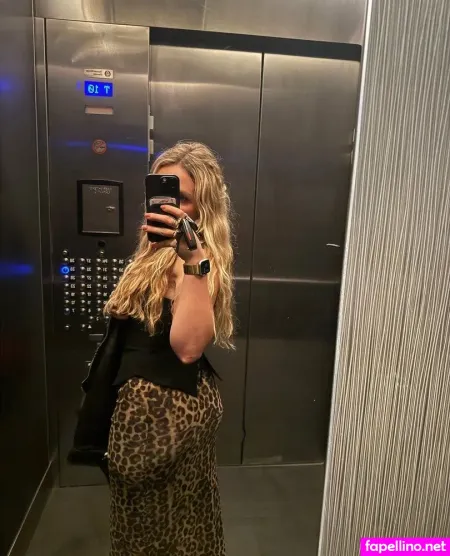 Hitheremiami OnlyFans Thumbnail #MsXXgqgWfG