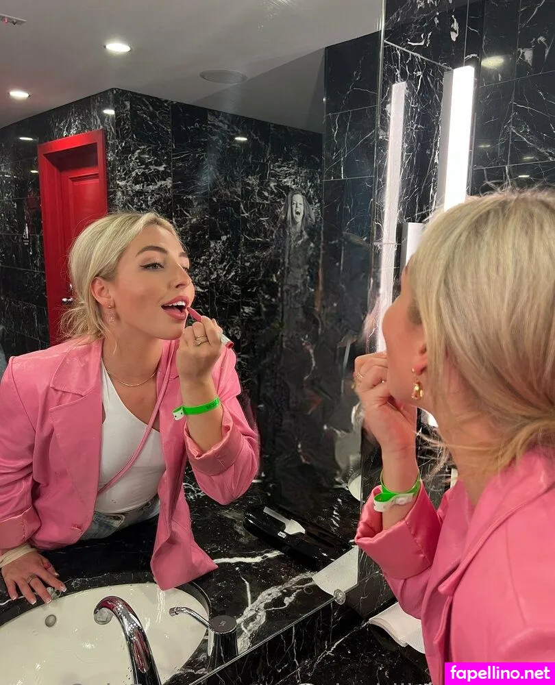 hitheremiami Nude Leaked OnlyFans Photo #aNZG0b4xU9