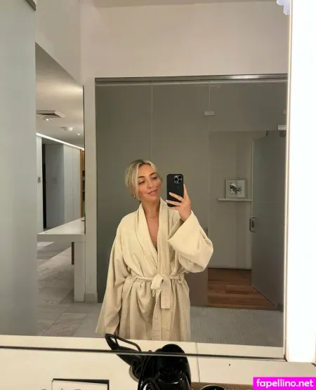 Hitheremiami OnlyFans Thumbnail #xZ1aOCH5hv