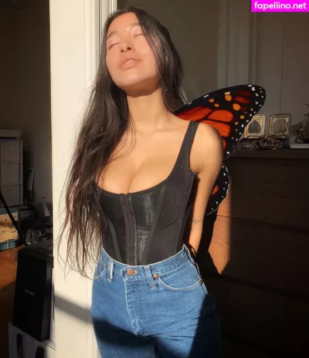 Hitomi Mochizuki OnlyFans Thumbnail #INsA3y3BRX