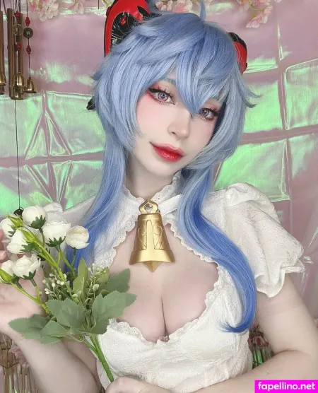 Hitomi Okami OnlyFans Thumbnail #DHLZeOYOm6