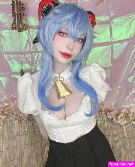 Hitomi Okami OnlyFans Thumbnail #ZBg4szONdy