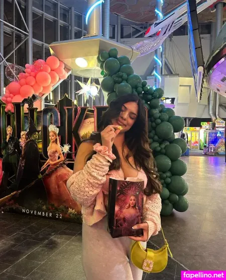 Hixra Asmr OnlyFans Thumbnail #3BLQUCgpy4