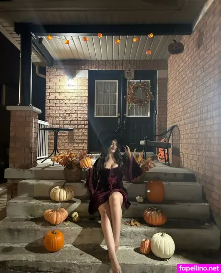 Hixra Asmr OnlyFans Thumbnail #3Ri4BwYpan