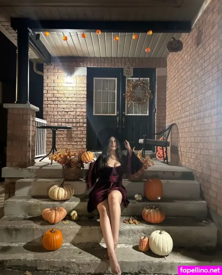 Hixra Asmr OnlyFans Thumbnail #F0IDAPJBhv