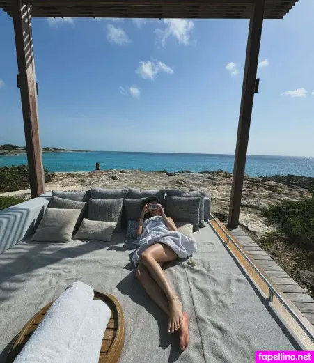 Hjevelyn Main Profile Photo