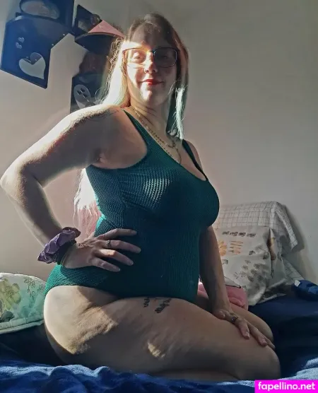 Hksmilf90 OnlyFans Thumbnail #foqj61GPpF