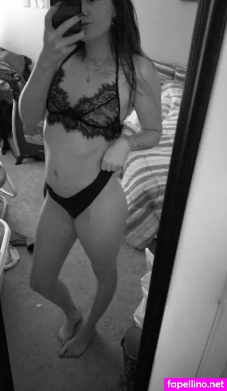 Ho Ne Y Eyes OnlyFans Thumbnail #1judI2dHdP