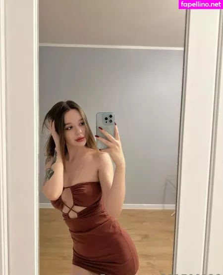 Ho11y Girl OnlyFans Thumbnail #uGQtvx7dZV