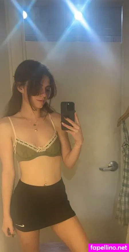 Ho11ywoodgirl Stellasmall Sophia Murphy OnlyFans Thumbnail #sRhGiRyvyM