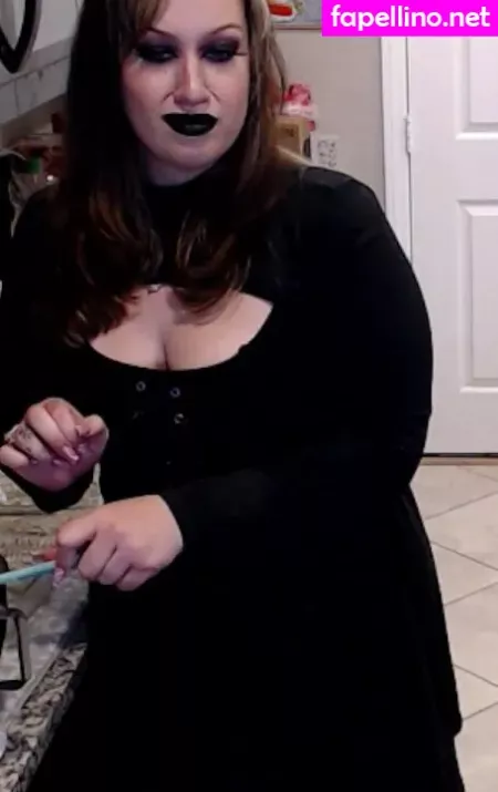 Hobbittrash OnlyFans Thumbnail #FkSuHlpgYO