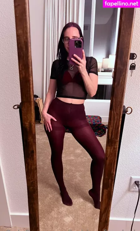 Hobbyafterdark 1 OnlyFans Thumbnail #of4jEKrMfm