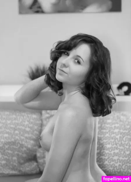Hobbymodel Owl OnlyFans Thumbnail #noKBNRRYmt