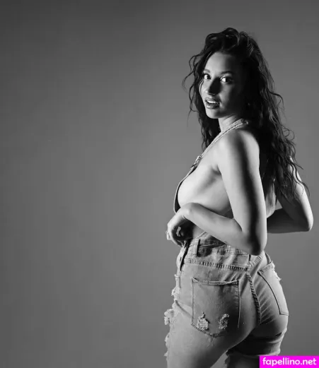 Hodaya Yifrach OnlyFans Thumbnail #7P7vuasszG