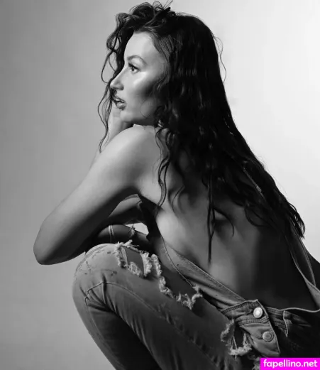 Hodaya Yifrach OnlyFans Thumbnail #fWgQ57bx2O