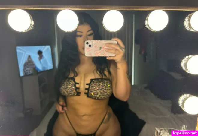 Hoeassria OnlyFans Thumbnail #ib5wllzAx4