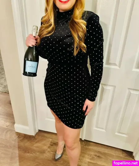 Hoho Hollyy Free OnlyFans Thumbnail #p7U5LZenDG