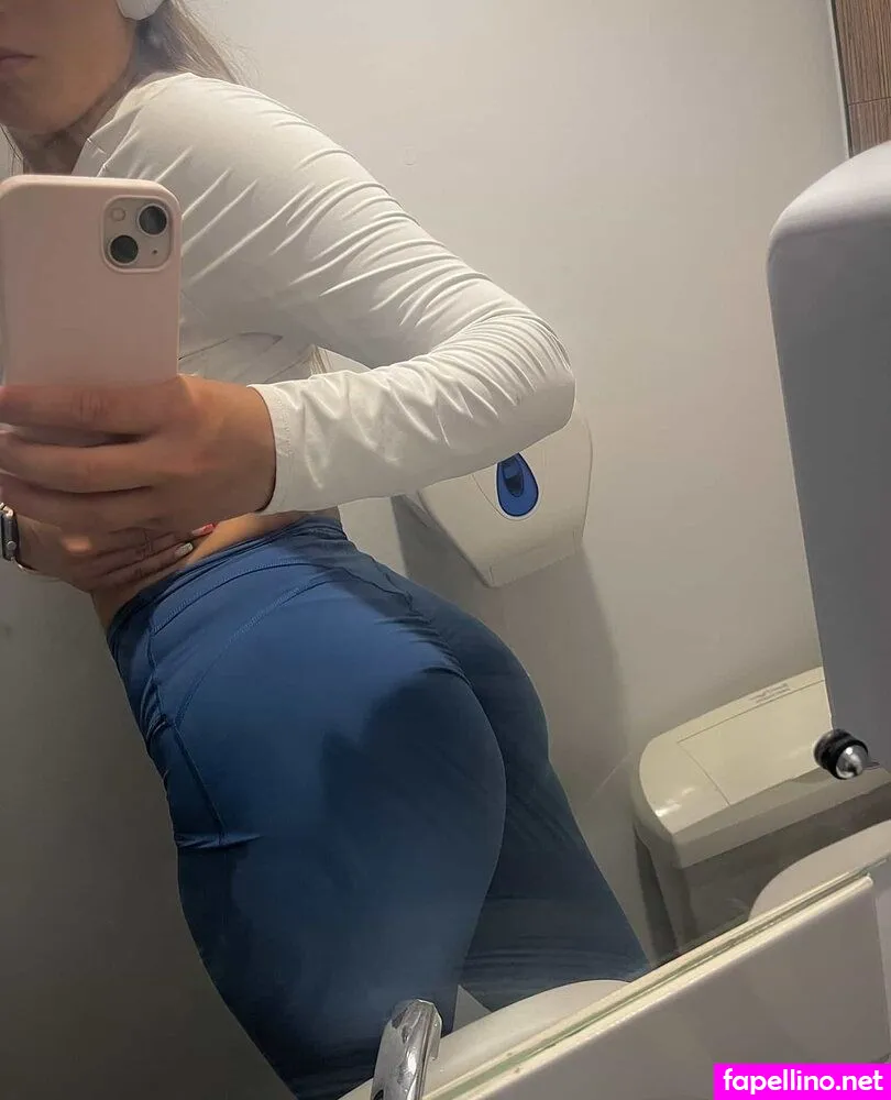 gracefulgracexofree, hol.grace_, holgrace1 Nude Leaked OnlyFans Photo #5AwaytBLLS