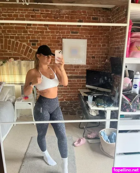 Hol Grace OnlyFans Thumbnail #JRGM4izfnz