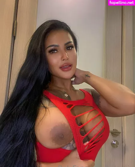 Hola Vix OnlyFans Thumbnail #gzeAm1R370