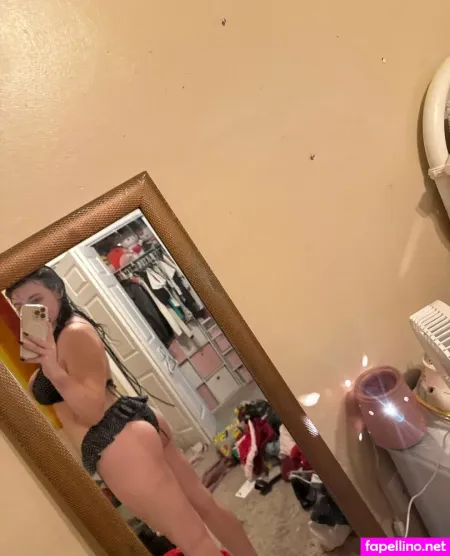 Holdenshimmer OnlyFans Thumbnail #HZX1M6SdPN