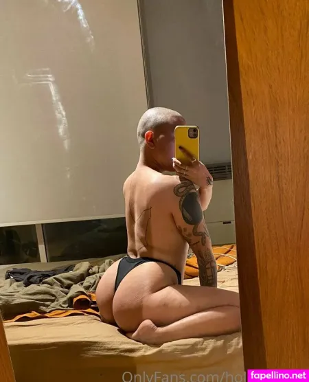 Holdmyluna OnlyFans Thumbnail #0nIWAC9kvb
