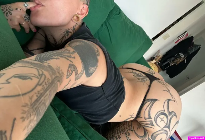 Holdmyluna OnlyFans Thumbnail #zoWnLOBAXF