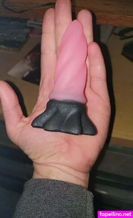 Holelottolove OnlyFans Thumbnail #VER6Ne4UcI