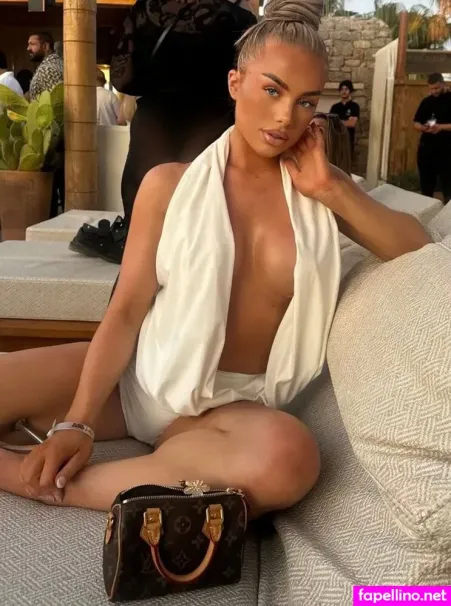 Holl Elizabeth Main Profile Photo