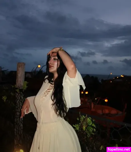 Holla4adolla OnlyFans Thumbnail #42TAO6kWfC