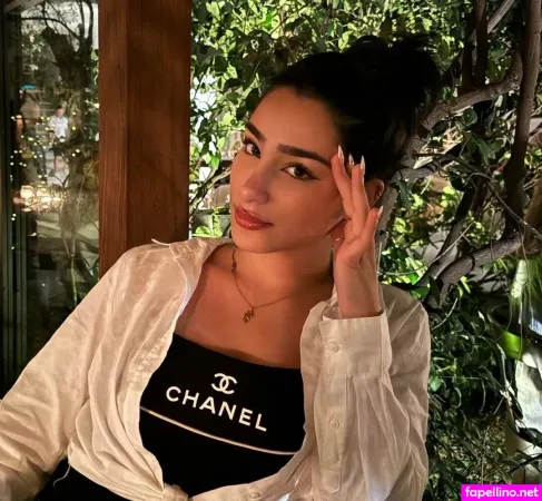 Holla4adolla OnlyFans Thumbnail #OqowEc39SB