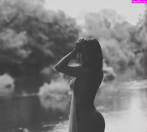 Hollaura OnlyFans Thumbnail #OXjihk5ORn