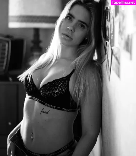 Hollaura OnlyFans Thumbnail #YMqpRZdGZG