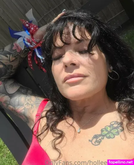 Hollee Huntress OnlyFans Thumbnail #D5DjB9PXEY