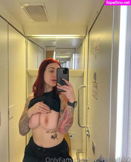 Holli Curtis OnlyFans Thumbnail #9q6MrsBEVM