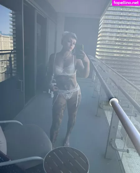 Holli Marie OnlyFans Thumbnail #OtFDPD9YzX