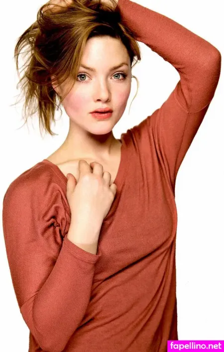 Holliday Grainger OnlyFans Thumbnail #ERCiHviNEP