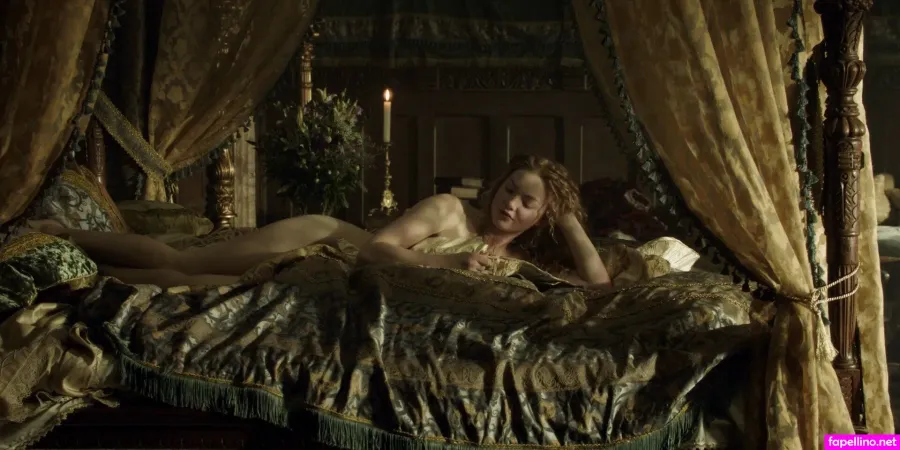 Holliday Grainger OnlyFans Thumbnail #Px9w5nBdHy