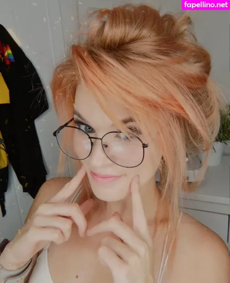 Hollie Bennett OnlyFans Thumbnail #IJfN5dJAwl
