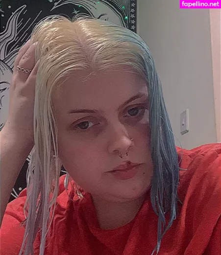 Hollie Jones OnlyFans Thumbnail #Lz9NZd3tqj