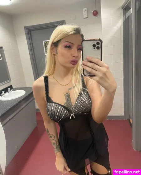 Hollie Piefree OnlyFans Thumbnail #S5Ik5paqUK