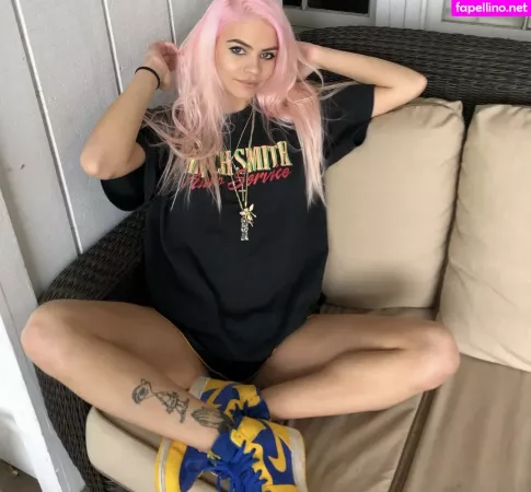 Hollie Rotten OnlyFans Thumbnail #S8v1x9LoJa