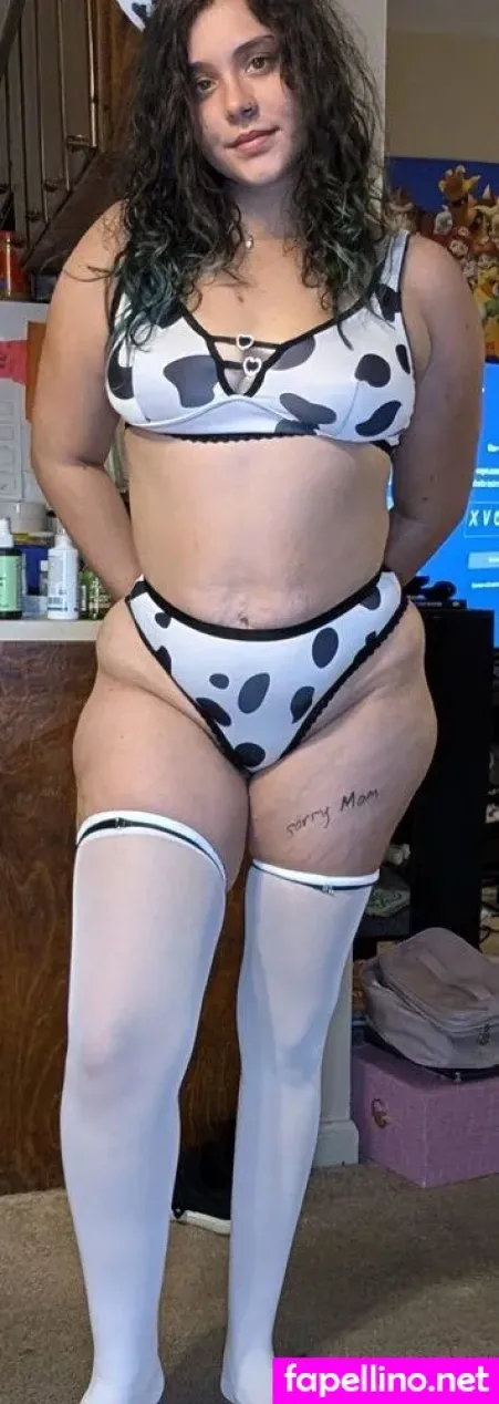Hollieboo 1 OnlyFans Thumbnail #s7esS9ksxx