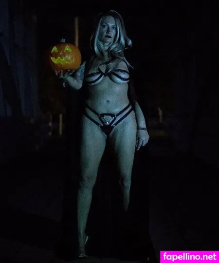 Holliess OnlyFans Thumbnail #7TQdHeGXxy