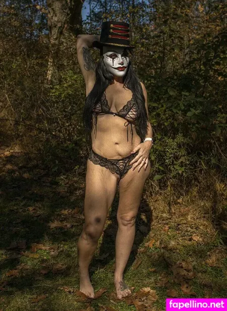 Holliess OnlyFans Thumbnail #8lWIYezQAL